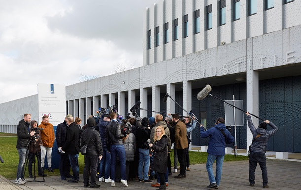 Как начали и почему отложили суд по сбитому БоингуСюжет