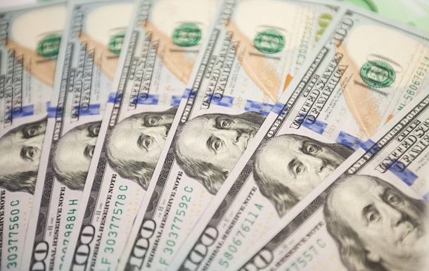 НБУ продал на валютном аукционе $64 миллиона