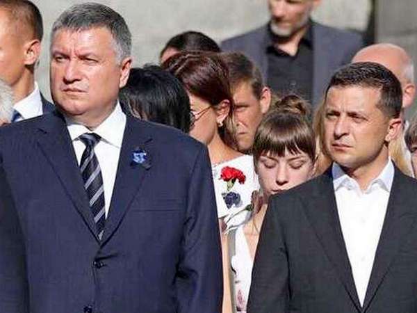 Зеленский теряет власть, а Ермак и Аваков заполняют этот вакуум, — политический психолог