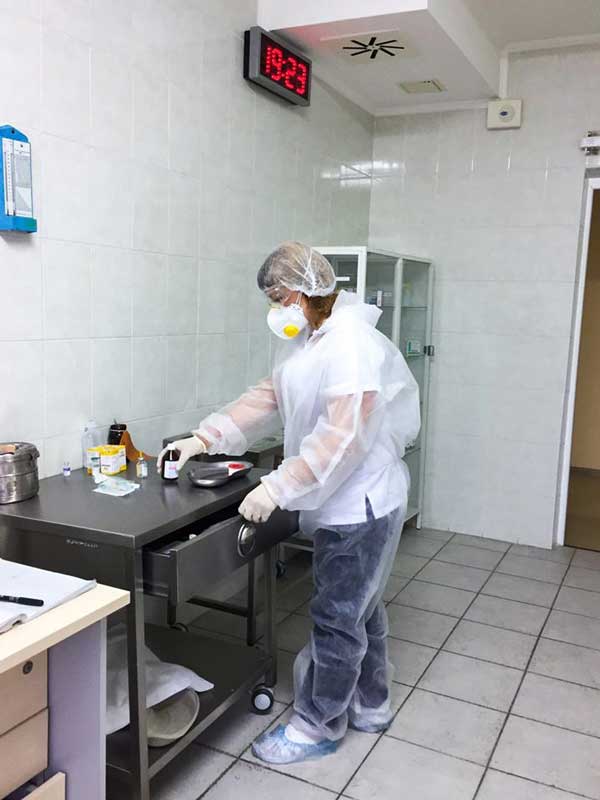 Количество пациентов растет: стало известно о тревожной ситуации в Александровской больнице в Киеве