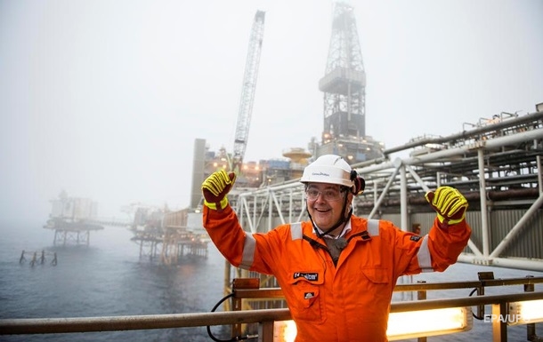 В США первая компания объявила о сокращении добычи нефти