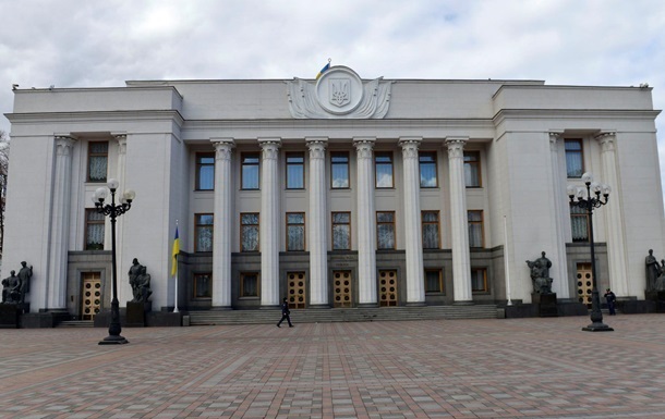 В законопроект о банках внесли более 16000 правок