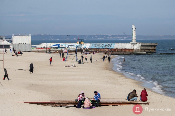 Краски, которых всем нам не хватало: большая прогулка по расцветающей Одессе. Фоторепортаж
