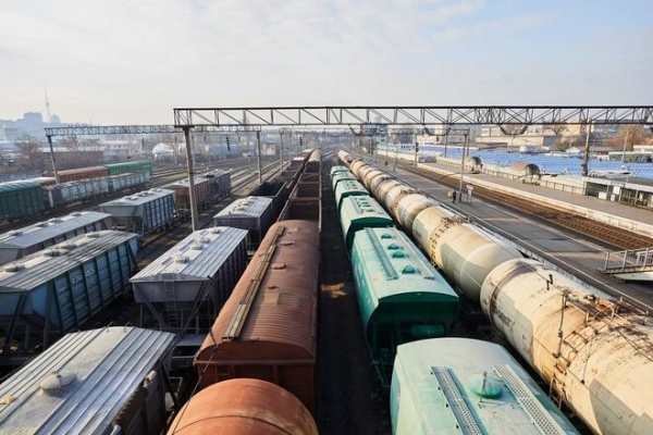 
Остановка откладывается. Укрзализныця договорилась с поставщиками дизтоплива
