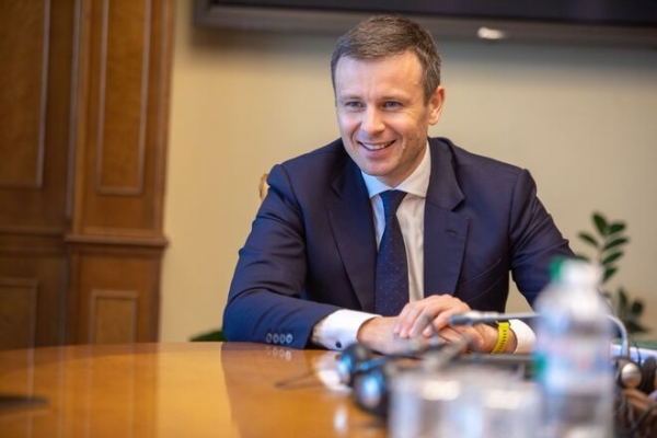 
Парламент рассмотрит вопрос об увольнении министра финансов Марченко
