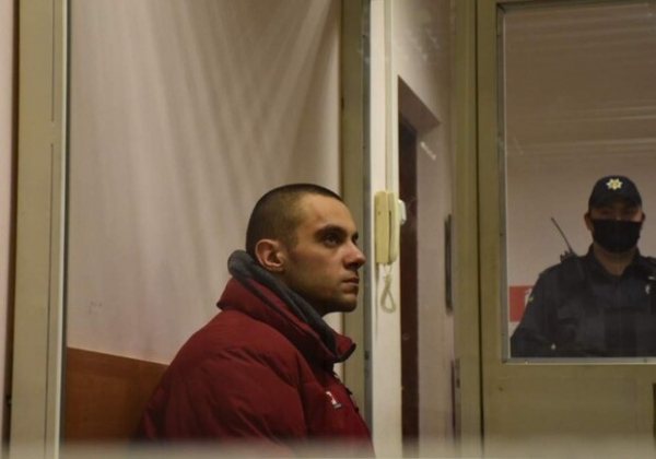 УБИЛ ОТЦА И СОСЕДА: ОДЕССКОГО ПОТРОШИТЕЛЯ ОТПРАВИЛИ НА ЛЕЧЕНИЕ В ДНЕПР