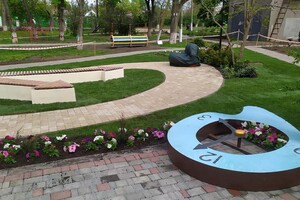 Поездка выходного дня: в Доброславе открыли уникальный сквер 