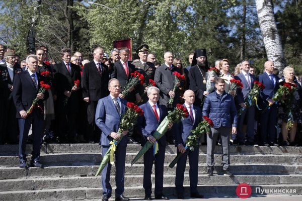 Одесса отмечает День победы: что происходит на Аллее Славы. Фото
