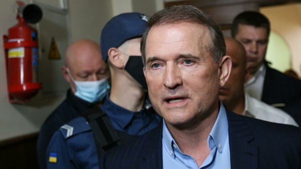 Суд отправил Медведчука под домашний арест