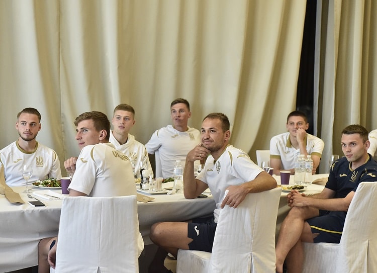 Україна — Бахрейн — 1:1: хроніка та відеоогляд спарингу команди Шевченка