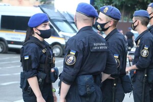 Впервые в Украине: в Одессе женщина-нацгвардеец возглавила патрулирование города  
