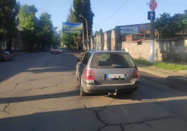 Шла по переходу: на Пересыпи автомобиль сбил бабушку 
