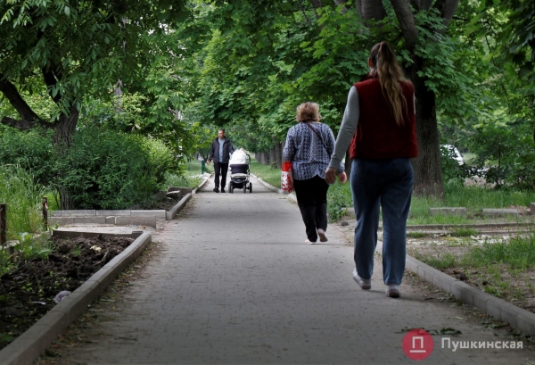 Потоп на Ядова: в одесской мэрии считают, что новый тротуар за 1,5 млн утонул по «естественным» причинам