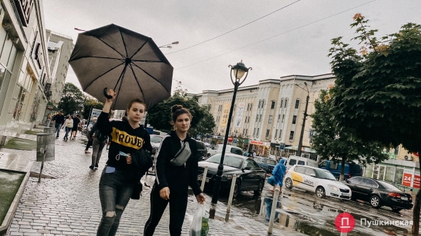 Гром, молнии и ливень: как на Одессу обрушилась непогода. Фоторепортаж