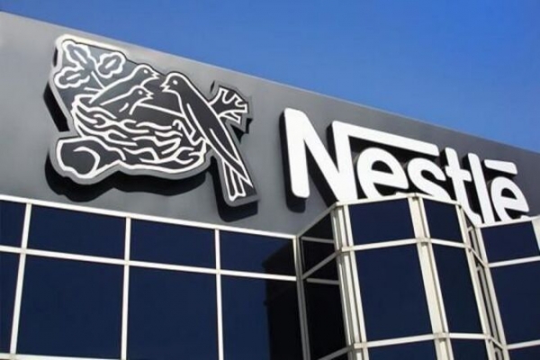 
В Nestle признали больше половины своей продукции нездоровым питанием – СМИ
