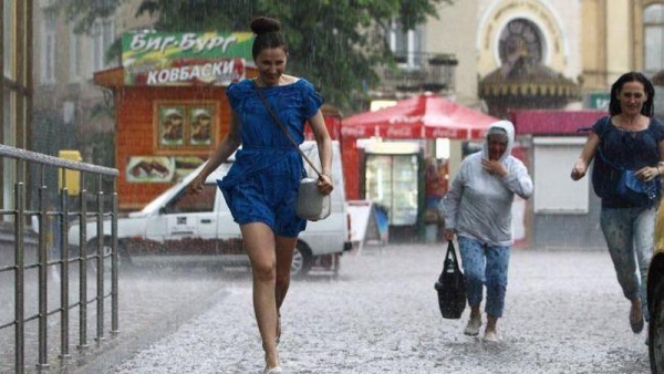 Жара до +36 и грозовые ливни: свежий прогноз погоды