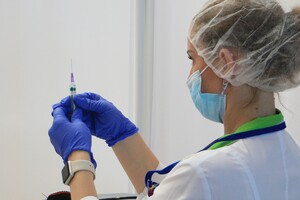 На выходных прививку от COVID-19 сделали рекордное количество одесситов: какую вакцину выбирали