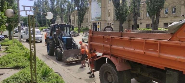 Одесские дороги наконец-то просохли после дождя