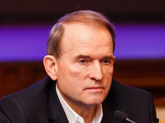 Справа Медведчука: ЗМІ пишуть про бажання влади максимально затягнути процес