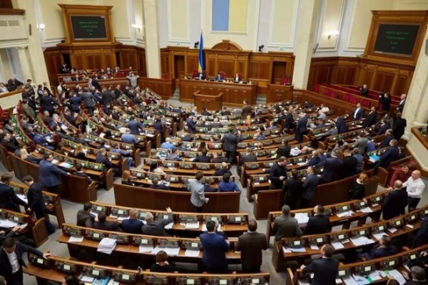 
Нардепы приблизили НБУ к найму юристов для судебных споров за границей 

