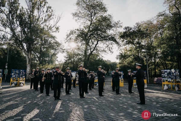 В Одессе почтили памятников защитников Украины. Фоторепортаж