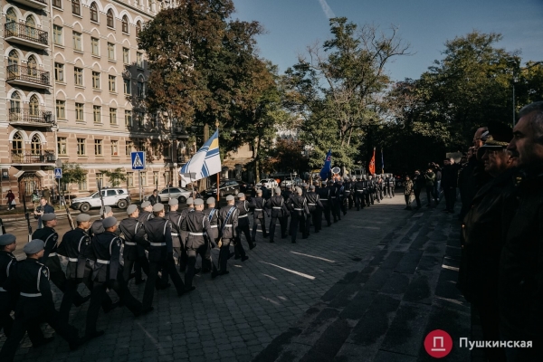 В Одессе почтили памятников защитников Украины. Фоторепортаж
