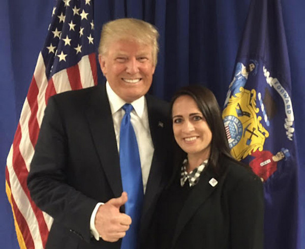 Найвідвертіший та найінтимніший портрет Трампа: колишня прессекретарка Білого дому розкрила секрети 45-го президента США