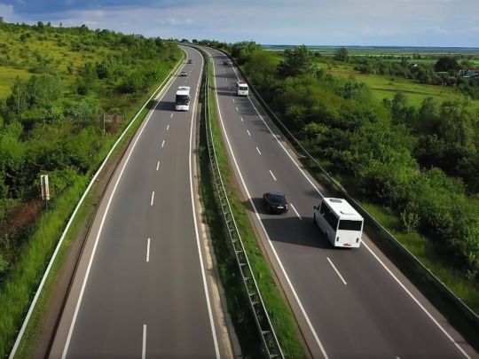 За два роки «Великого будівництва» на Закарпатті відремонтували 562 км доріг — Зеленський