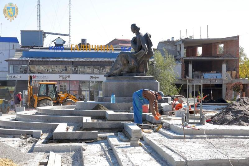 За програмою Зеленського реконструюють весь центр Золочева на Львівщині