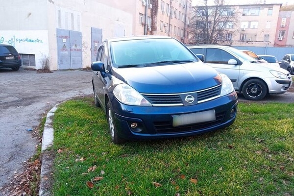 Штрафы не напугали: свежая фотоподборка наглых водителей в Одессе