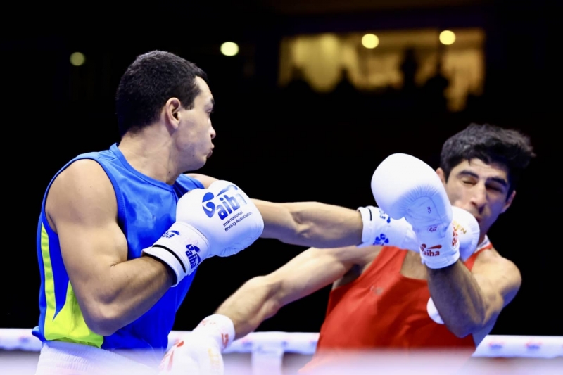 19-річний земляк Ломаченка Юрій Захарєєв став чемпіоном світу з боксу: відео бою