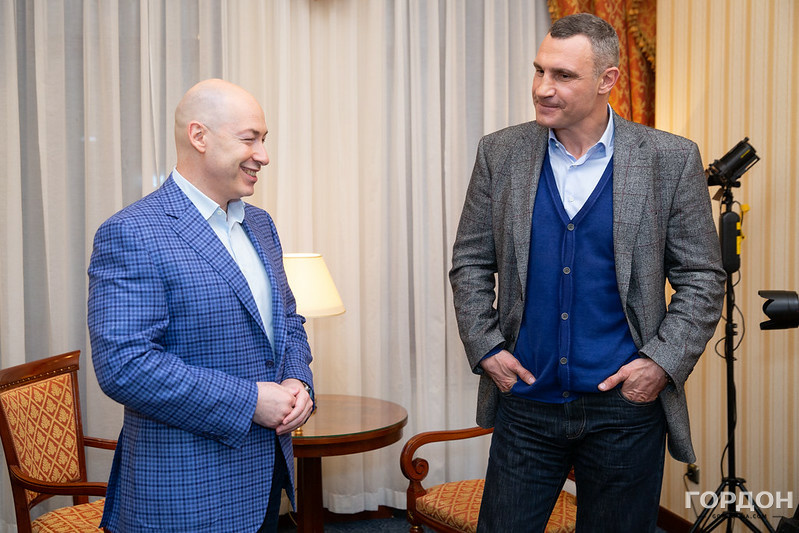«Чи готовий я до об'єднання з Разумковим? Не відкидаю»: що Віталій Кличко розповів Дмитру Гордону