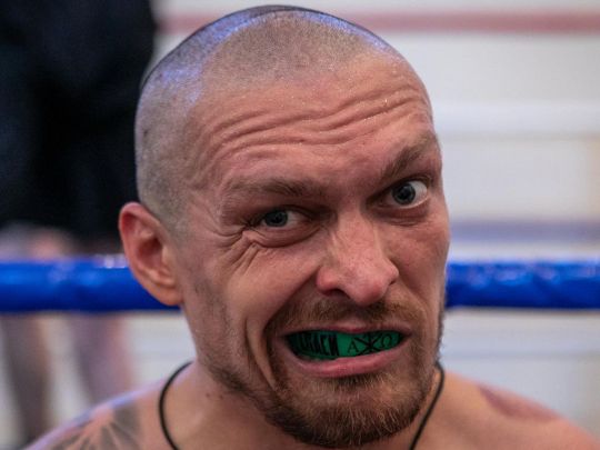 До «Танців із зірками» готовий: Усик «запалив» на дискотеці під ритми самби