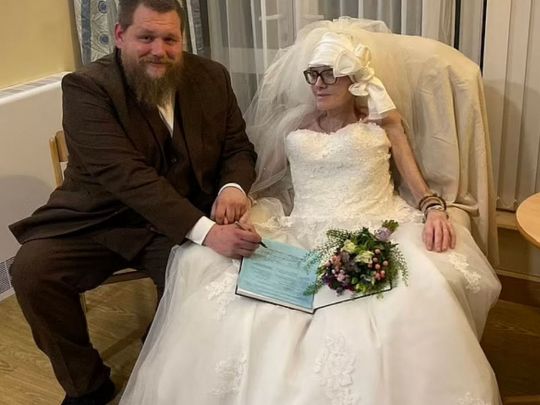 Пара зіграла весілля через 11 років після заручин та за три дні до смерті нареченої