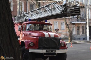 В центре Одессы из-за пожара серьезно пострадал мужчина 