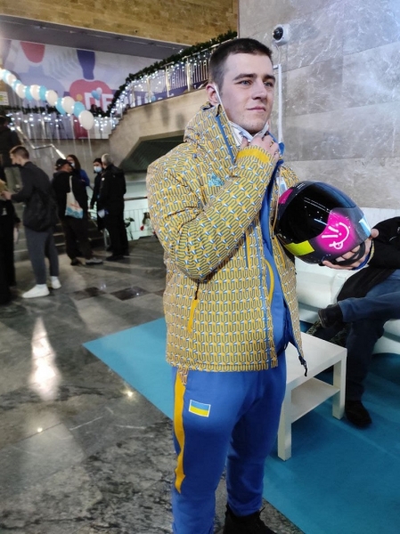 Збірну України провели на зимові Олімпійські ігри у Пекіні: як виглядає форма команди