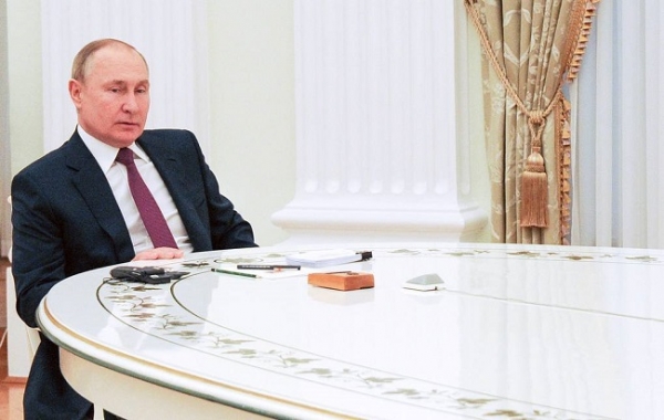 Путин заявил о готовности поставлять газ в Европу через Украину после 2024 года