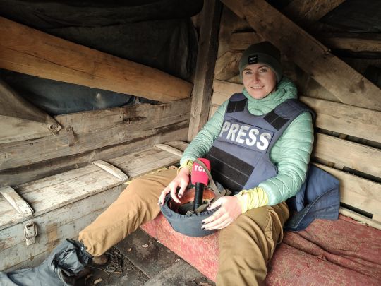 «Зберігайте спокій і вірте у Збройні Сили України»: воєнкор Наталія Нагорна розповіла про фронтові будні на Донбасі