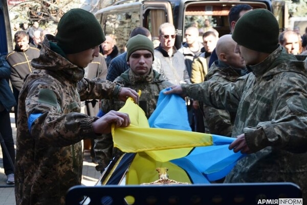 В Одессе и области попрощались с погибшими воинами