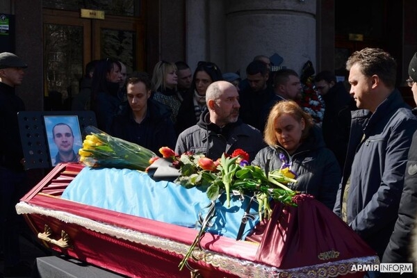 В Одессе и области попрощались с погибшими воинами