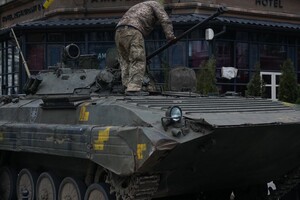 В ВСУ показали военную технику в центре Одессы