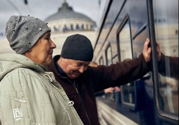Одесский фотограф показал трогательные кадры эвакуации людей из Одессы