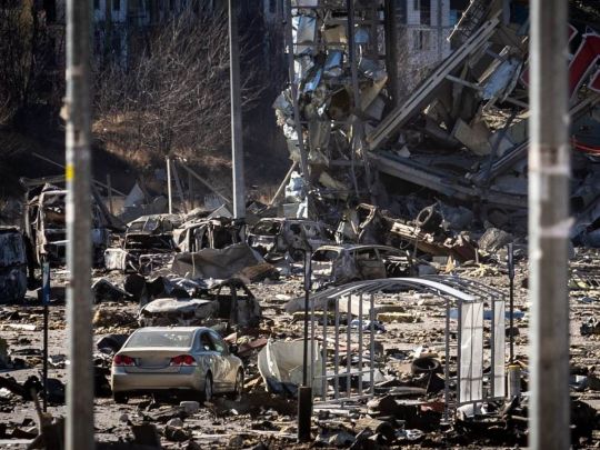 Як поводитися під час вибухів, про симптоми контузії та надання першої допомоги постраждалим: розповідає лікар