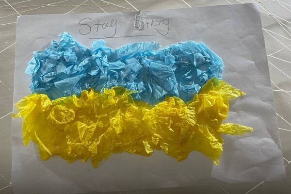 В Одессе открылась трогательная выставка детских рисунков в поддержку Украины