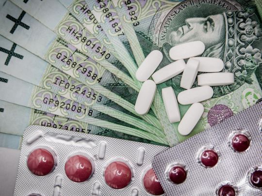 Як українцям отримати 500 злотих на ліки у Польщі: нова програма допомоги біженцям