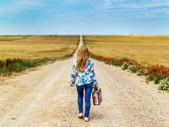 Діти-переселенці з 14 років мають право самостійно звертатися по грошову допомогу: як це зробити