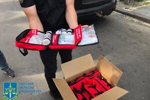 В одесском фонде цинично продавали гуманитарную помощь для ВСУ: кого задержали