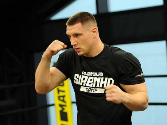 Непереможний український боксер продав чемпіонський пояс заради сиріт, матір яких убили рашисти
