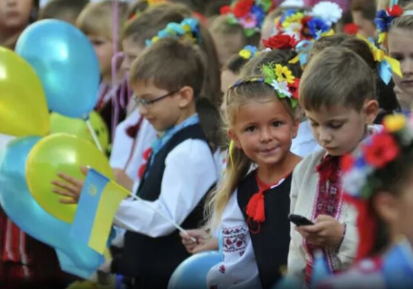 Шмыгаль рассказал, как школы Украины начнут учебный год