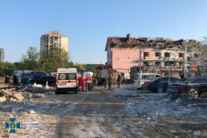 Число жертв ракетного удара по Сергеевке возросло до 19 человек: СБУ начала расследование 
